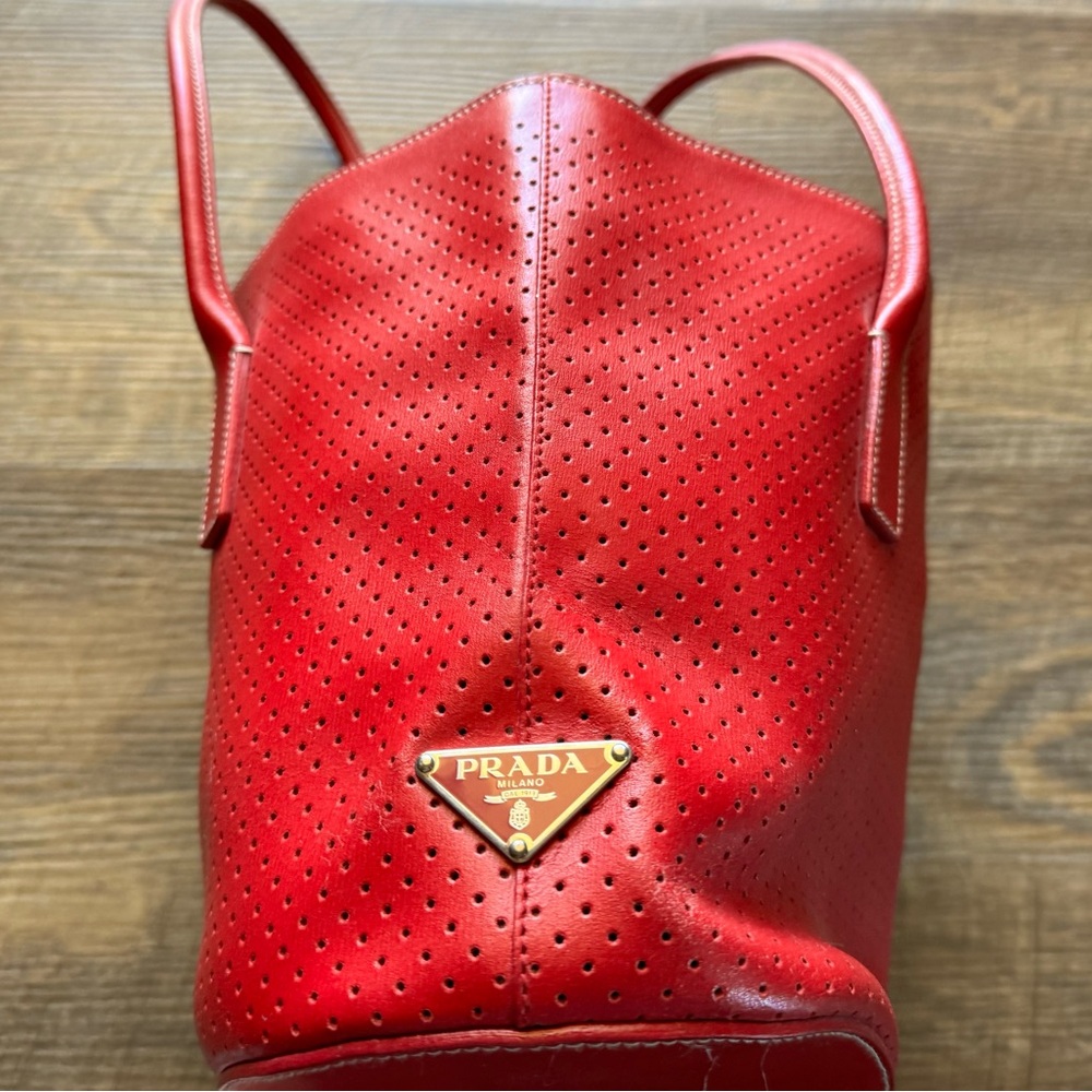 Vitello Drive Perforated Perforated Tote